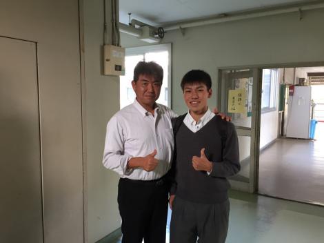 説明会にて、卒業生と！