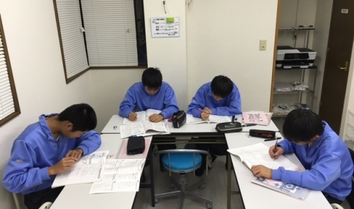 先輩に続け！