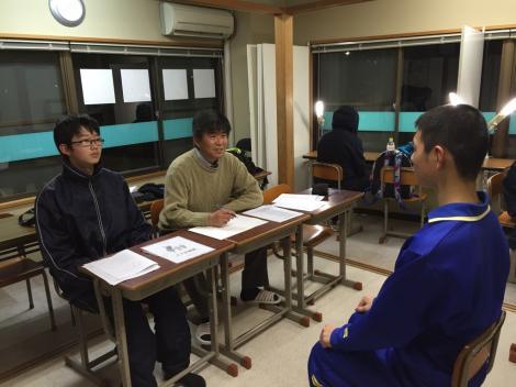 前期試験にむけて、面接練習中！