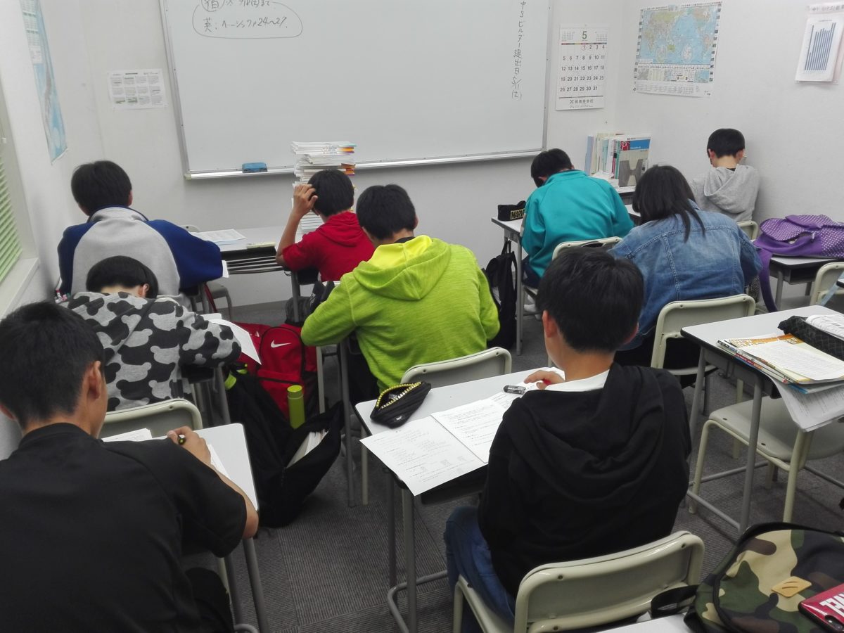 月例テスト→修学旅行→中間テスト