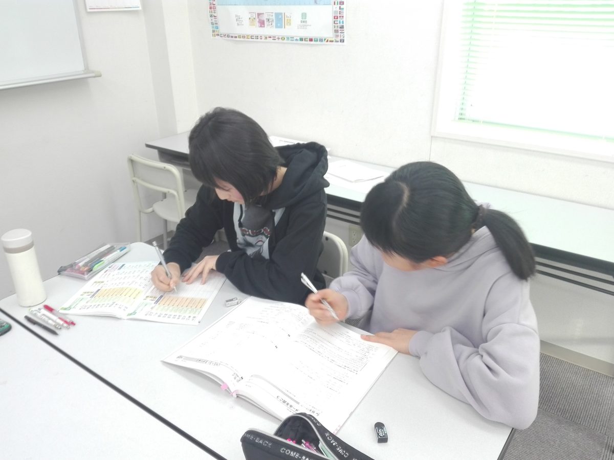 菰野中学校学年末テスト前の自主勉強