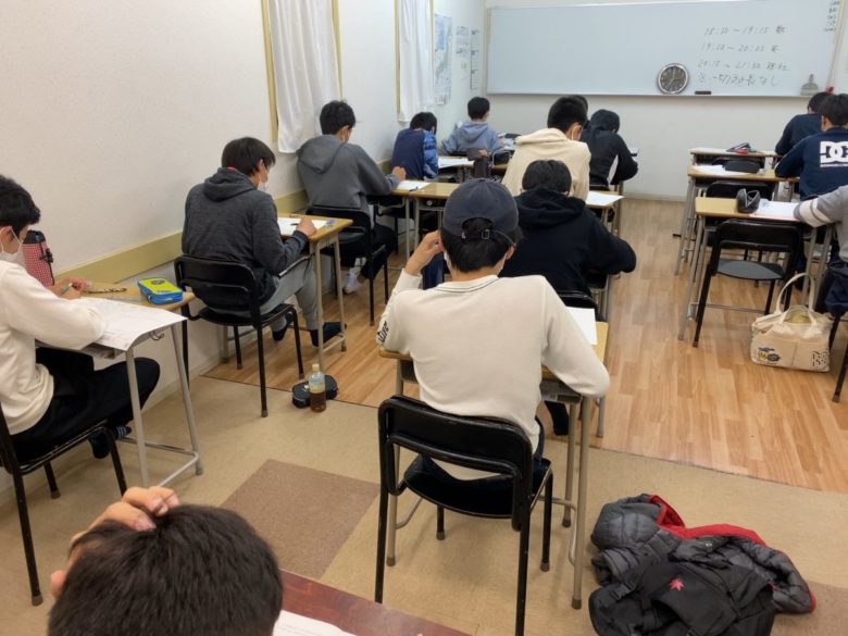 新学年に向けて、模試の真っ最中です！